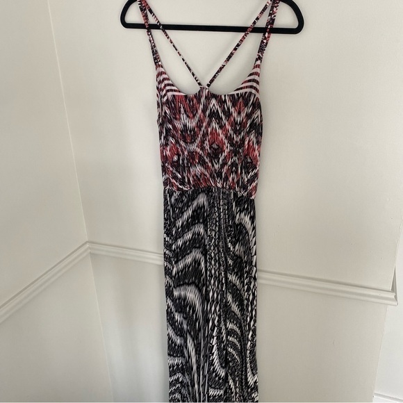 SMART Set Aztec Black White Pink Maxi Strap Dress Sz Medium - Picture 5 of 5